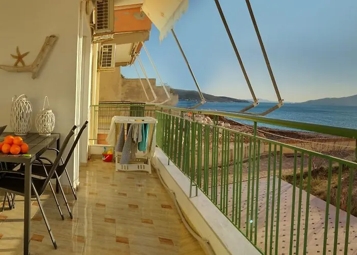 Sea View Coral Reef *